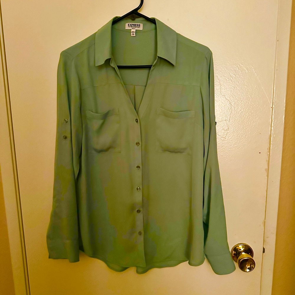 Express dress shirt medium slim fit in light green. Never worn.